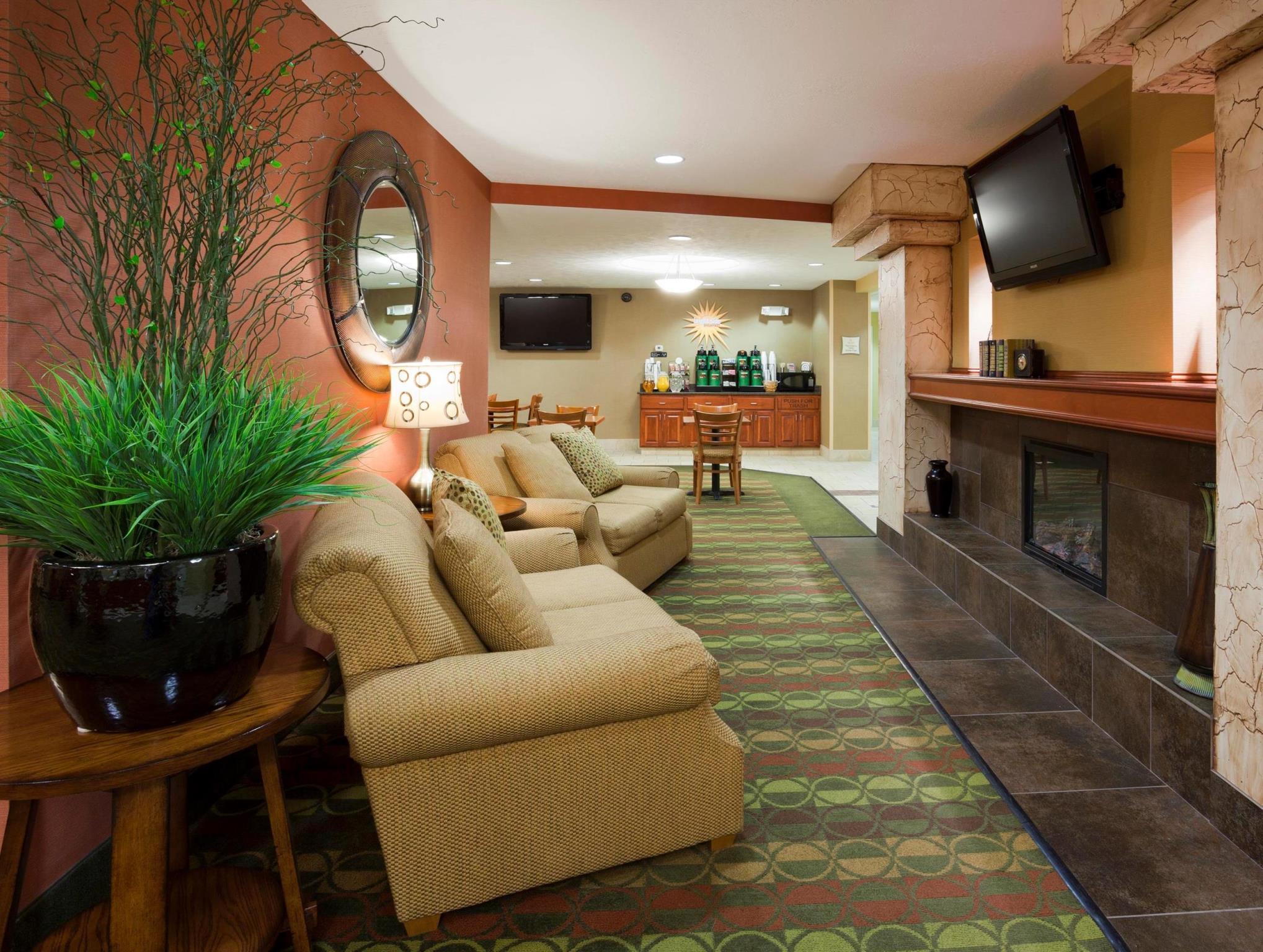 La Quinta By Wyndham Fargo-Medical Center Ξενοδοχείο Εξωτερικό φωτογραφία